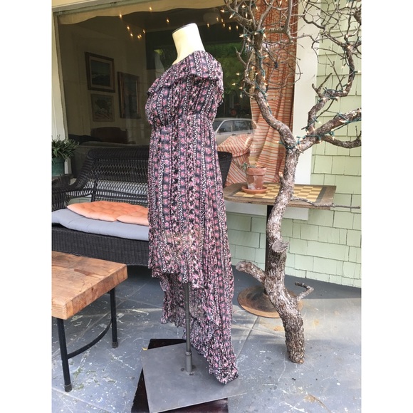 FREE ITEM W/PURCHASE  High Low Maxi - Picture 2 of 4